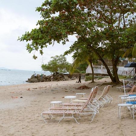 17 Jazz Sweet Beachfront Resort Tanjung Bungah  Bagian luar foto