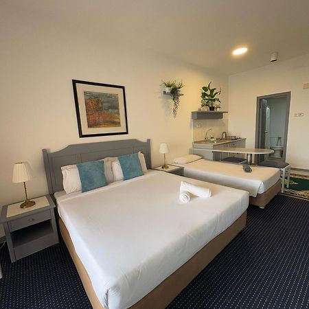 17 Jazz Sweet Beachfront Resort Tanjung Bungah  Bagian luar foto