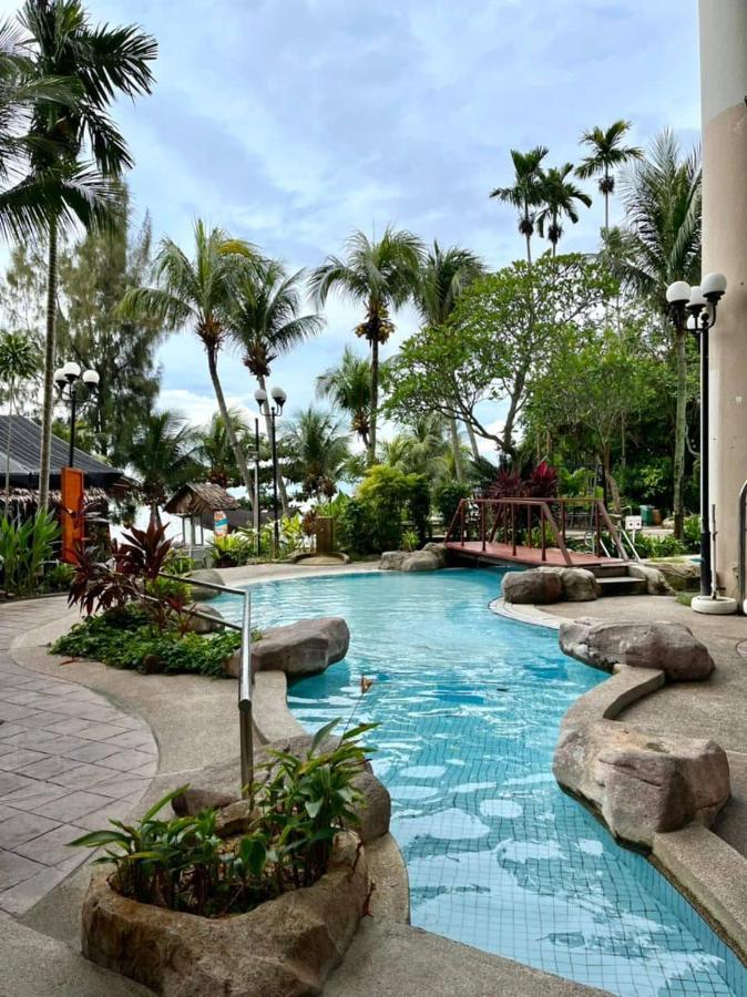 17 Jazz Sweet Beachfront Resort Tanjung Bungah  Bagian luar foto