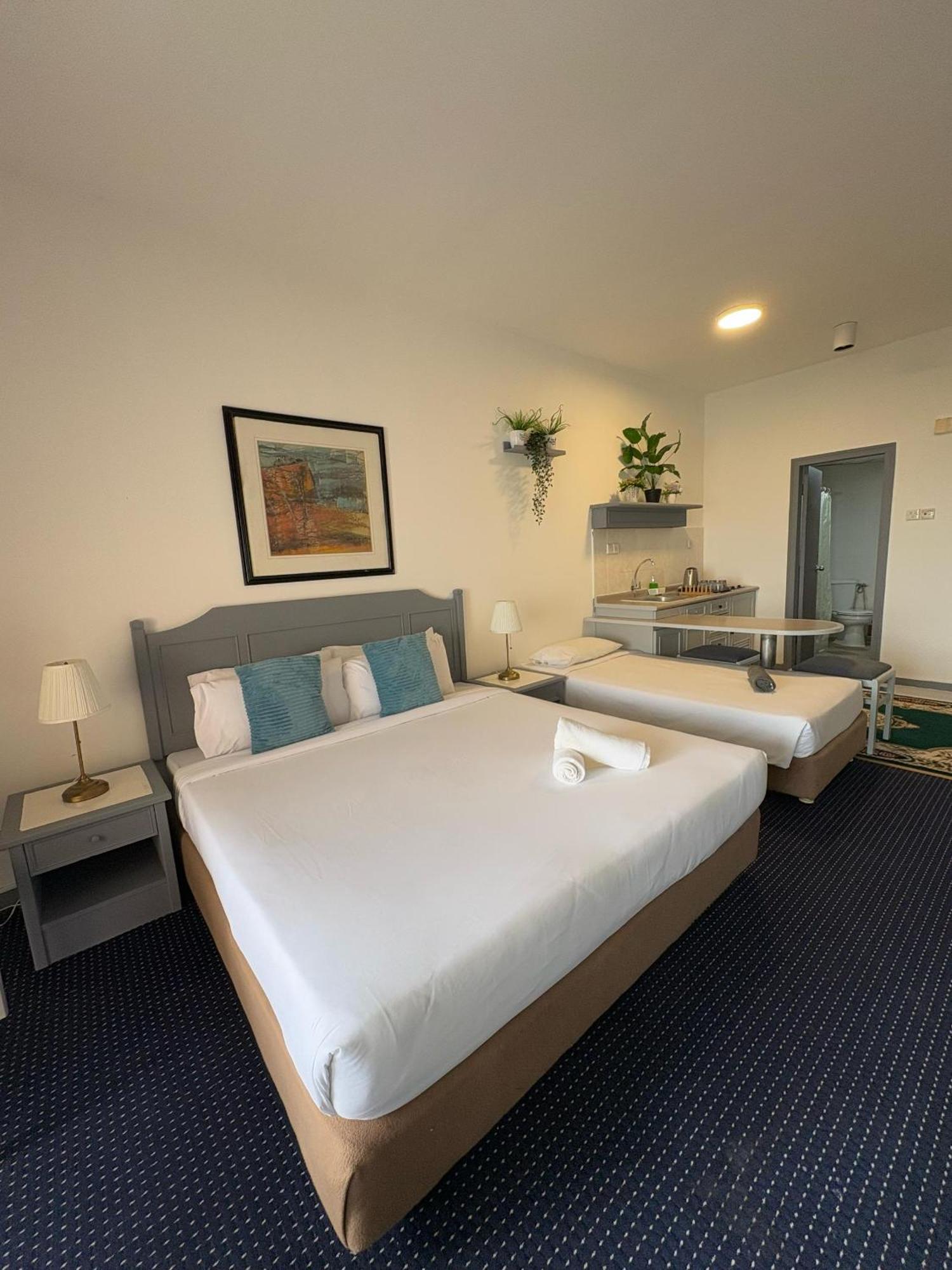 17 Jazz Sweet Beachfront Resort Tanjung Bungah  Bagian luar foto